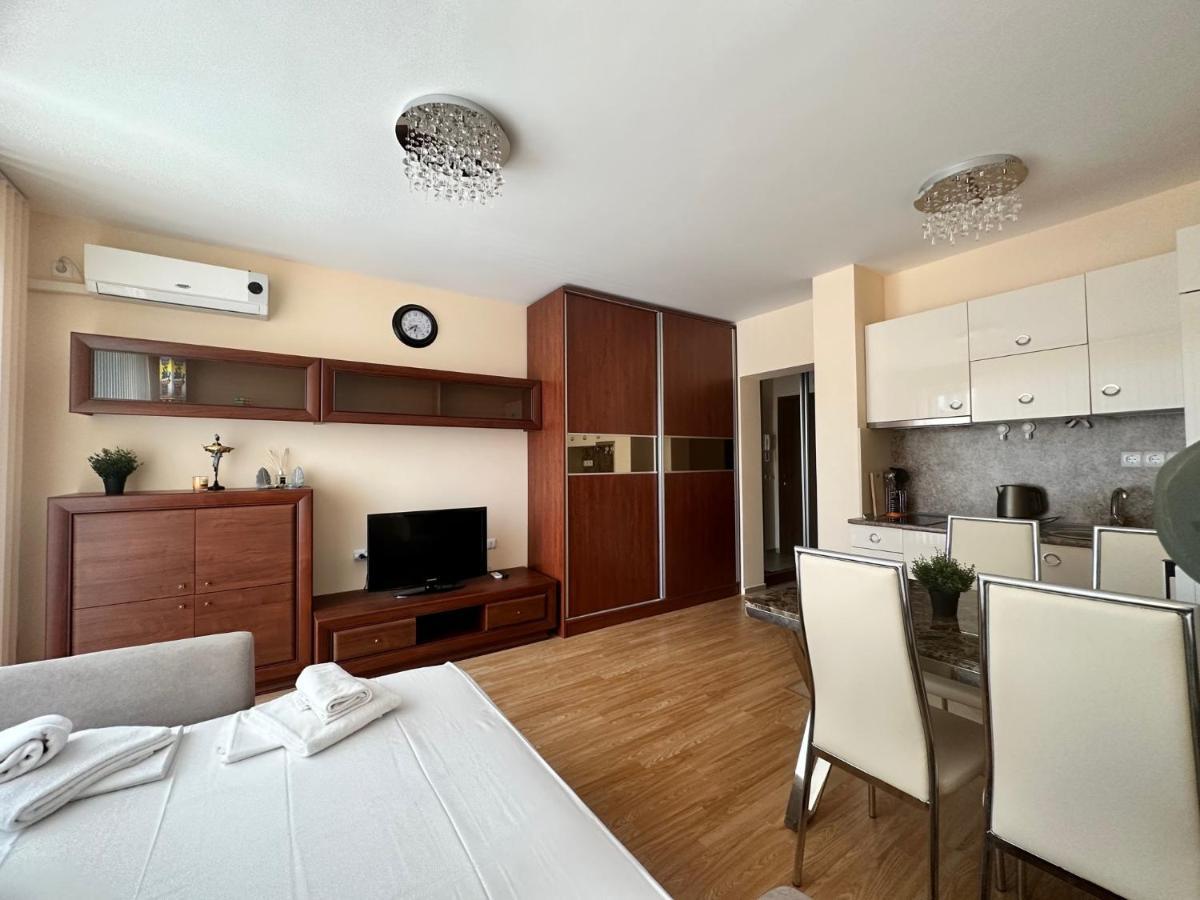 Private Apartments In Oxygen Sveti Vlas Esterno foto
