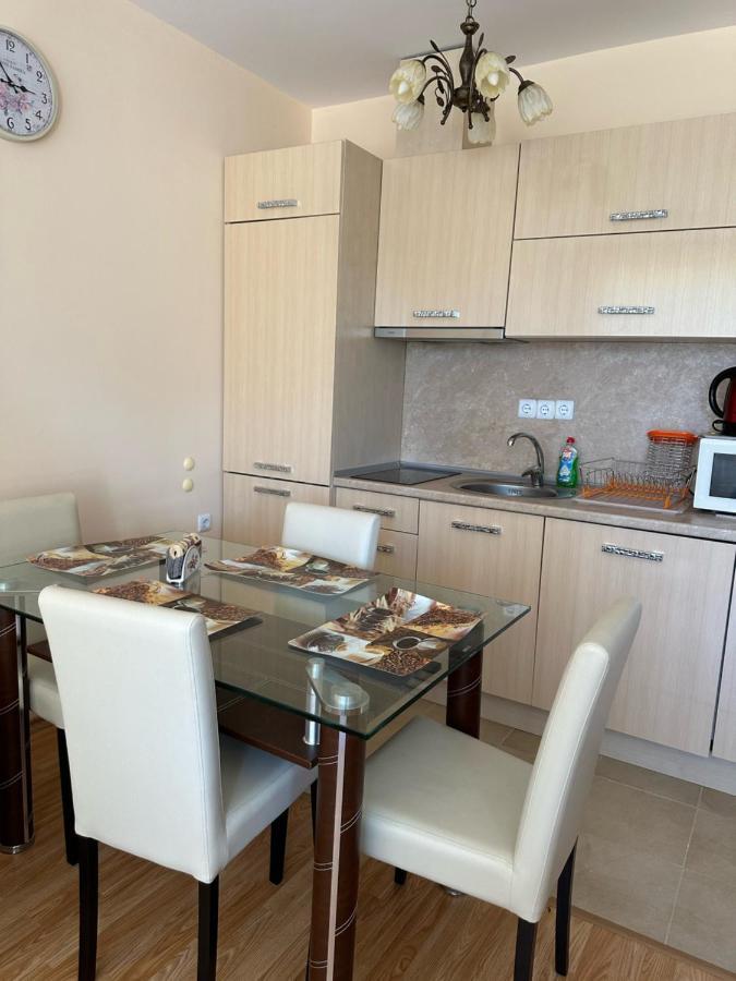 Private Apartments In Oxygen Sveti Vlas Esterno foto