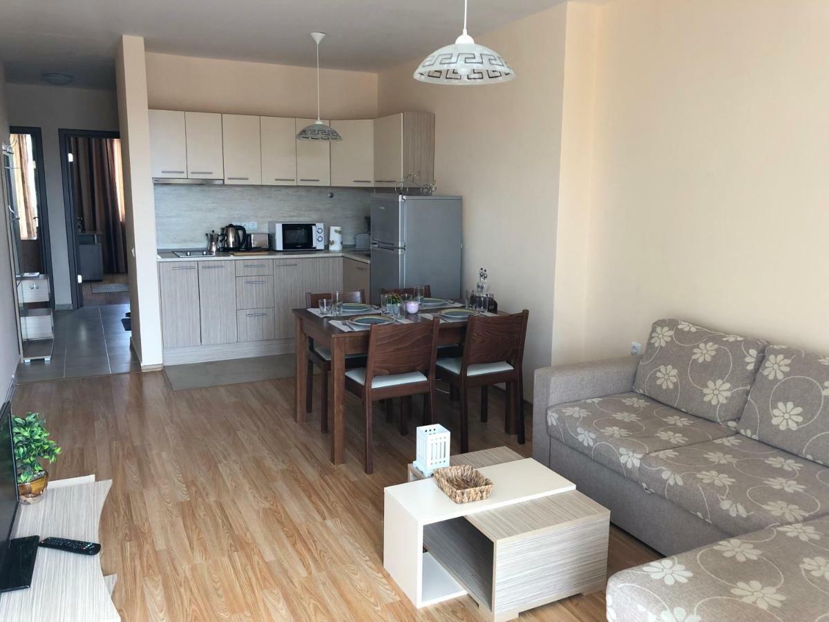 Private Apartments In Oxygen Sveti Vlas Esterno foto