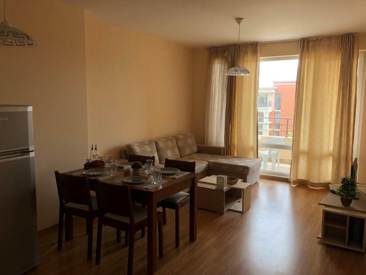 Private Apartments In Oxygen Sveti Vlas Esterno foto
